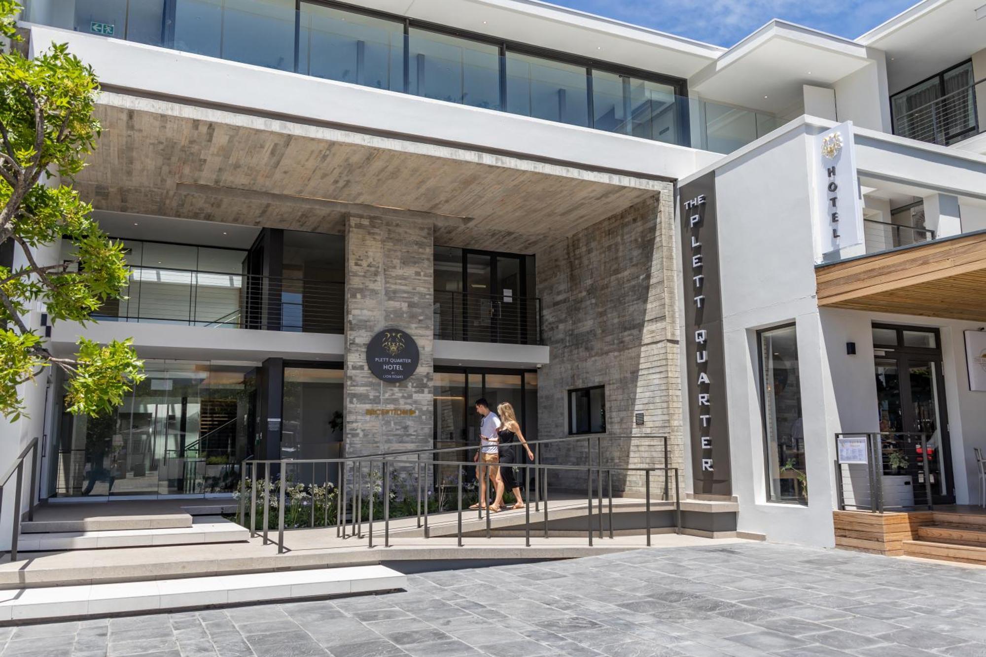 Plett Quarter Hotel - Lion Roars Hotels & Lodges Plettenberg Bay Eksteriør billede